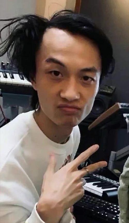 陈彦博前女友爆料视频,揭秘昔日恋情内幕 第1张 陈彦博前女友爆料视频,揭秘昔日恋情内幕 第1张